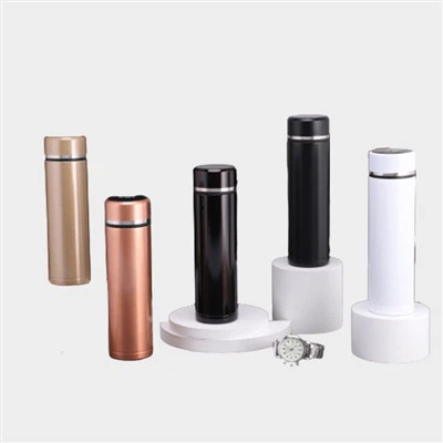 Inteligentná termoska s indikátorom teploty